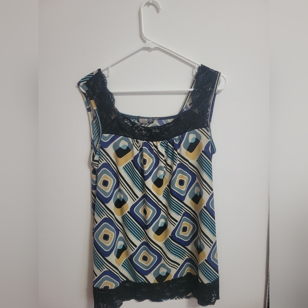 GUC- J.T.B. Ladies Top Size Large